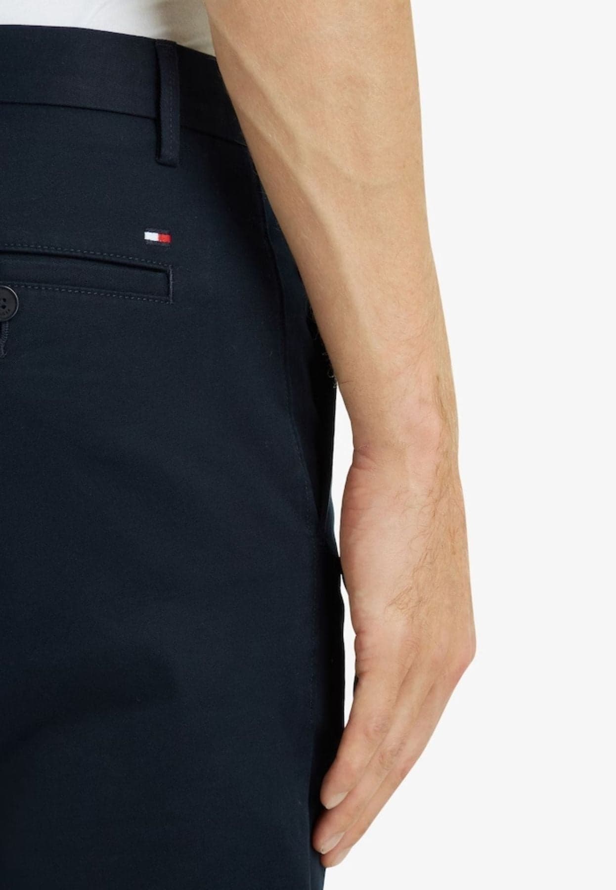 Tommy Hilfiger PANTALONE BLEECKER CHINO da uomo in Pantaloni sportivi Drestige - Casamassima, commercioVirtuoso.it