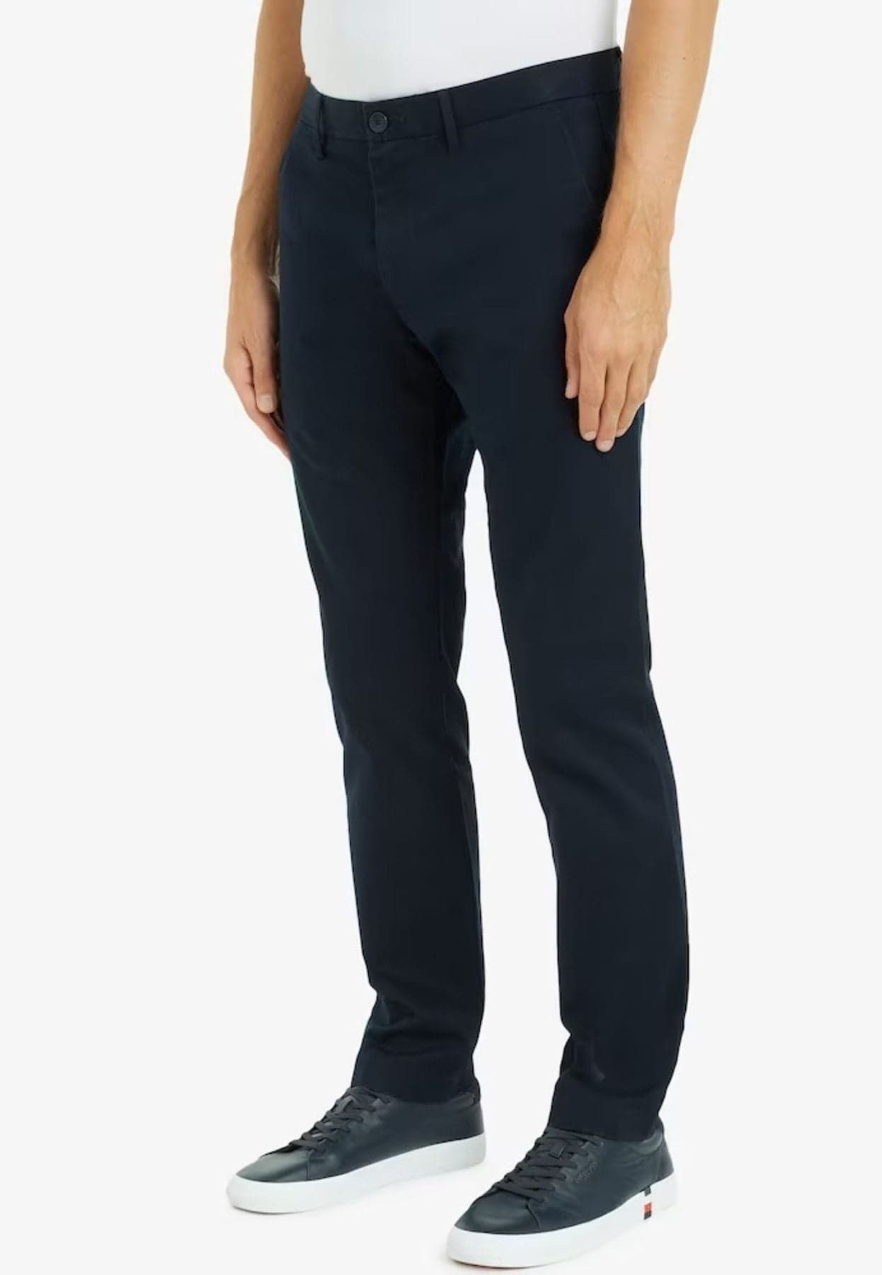 Tommy Hilfiger PANTALONE BLEECKER CHINO da uomo in Pantaloni sportivi Drestige - Casamassima, commercioVirtuoso.it