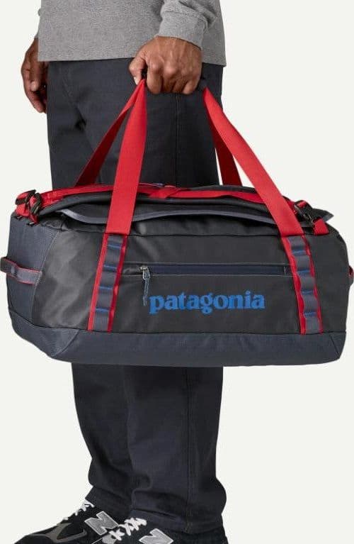 Zaino Patagonia Black Hole Duffel 40L SMRE in Ginevra Glad Store - Genova, commercioVirtuoso.it