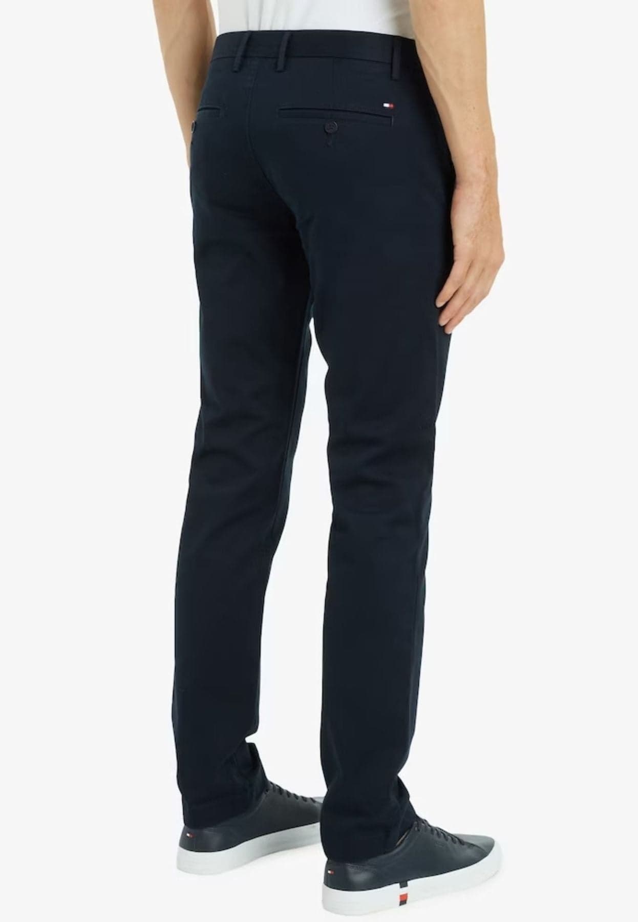 Tommy Hilfiger PANTALONE BLEECKER CHINO da uomo in Pantaloni sportivi Drestige - Casamassima, commercioVirtuoso.it