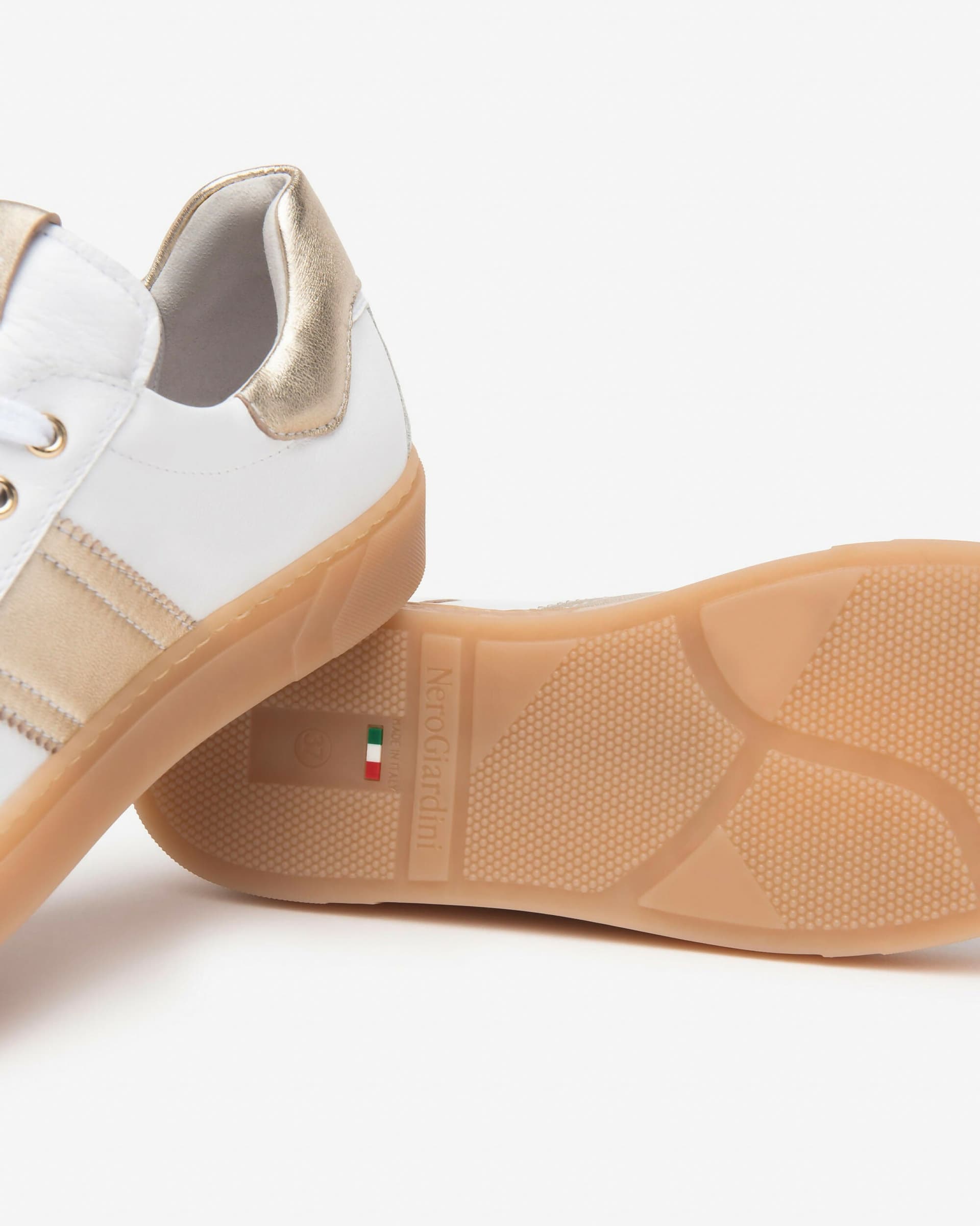 NeroGiardini Donna sneakers in pelle in Sneaker casual Cantali Calzature - Randazzo, commercioVirtuoso.it