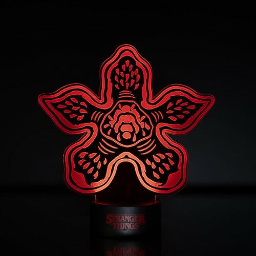 Luce incisa al laser Demogorgon di Stranger Things in Storia Cartoleria Deja Vu - Crotone, commercioVirtuoso.it