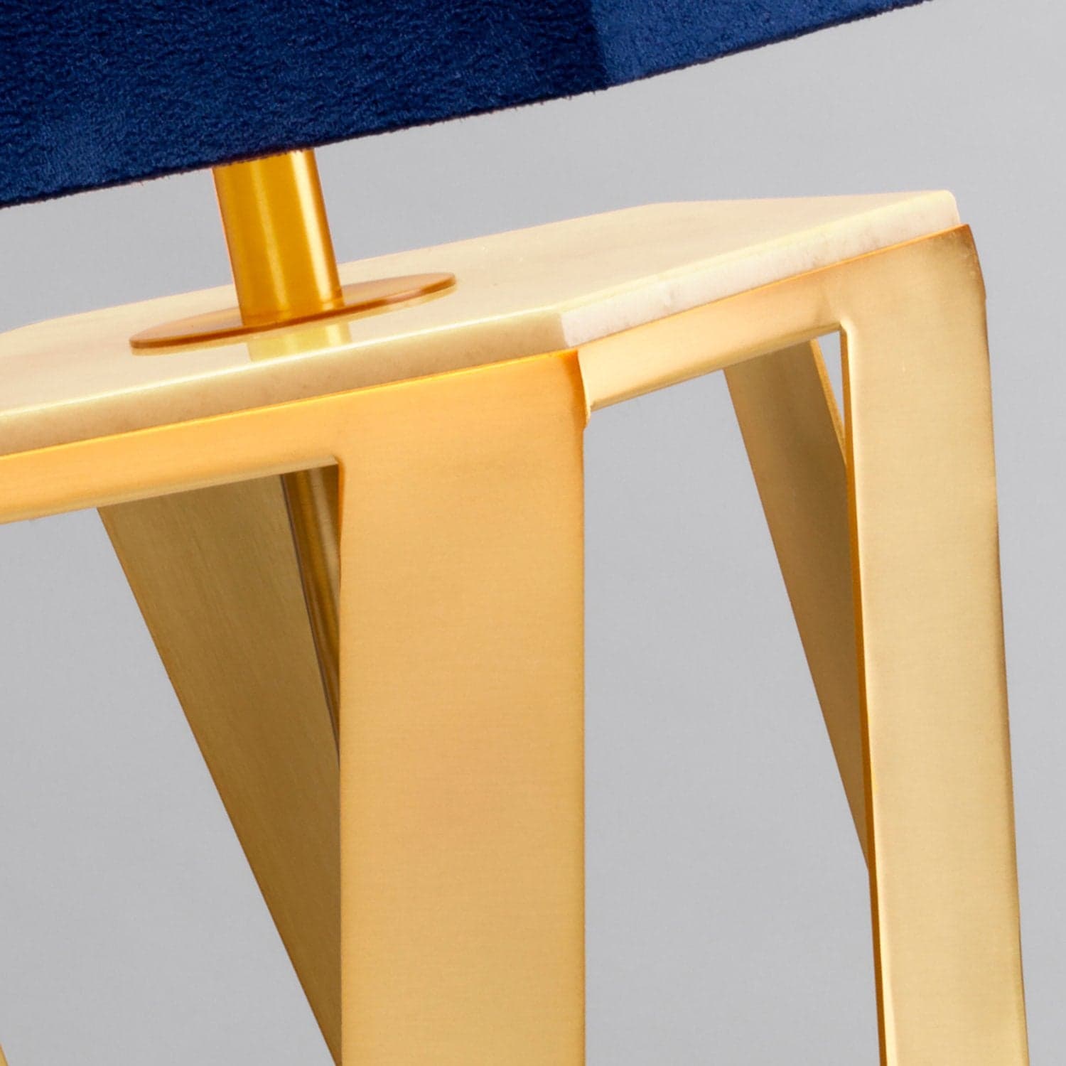 Lampada Da Scrivania Contemporanea Apollo Acciaio Ottone Spazzolato 1 Luce E27 in Lampade da tavolo e abat-jour LuceArt - Montecorvino Pugliano, commercioVirtuoso.it