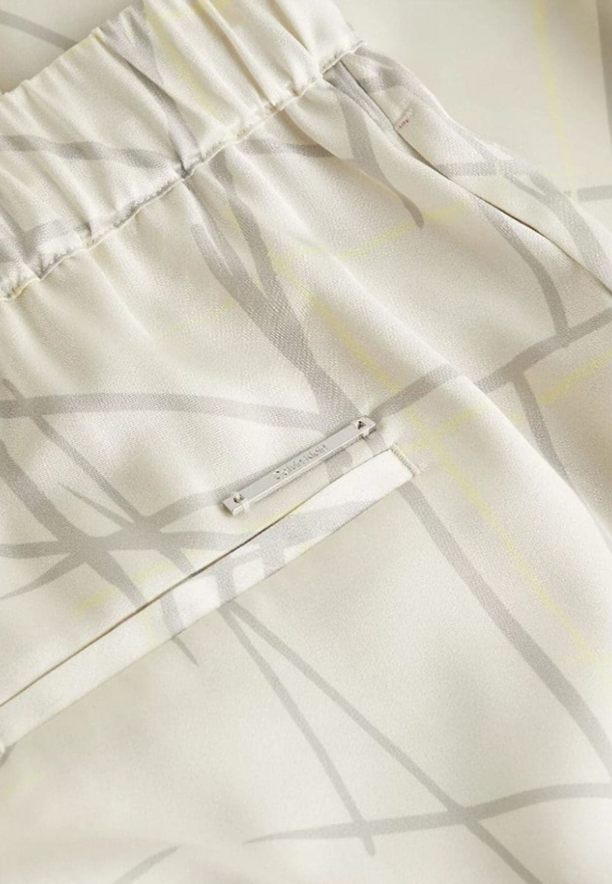 calvin klein PANTALONE LW SHINY SATIN PYJAMA PANT da donna in Pantaloni sportivi Drestige - Casamassima, commercioVirtuoso.it