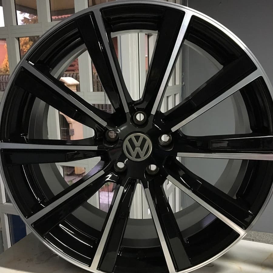 4 ADESIVI LOGO EMBLEMA PER COPRIMOZZO 60MM SU VOLKSWAGEN GOLF POLO SCIROCCO TIGUAN in Coprimozzi Solgeny - Besate, commercioVirtuoso.it