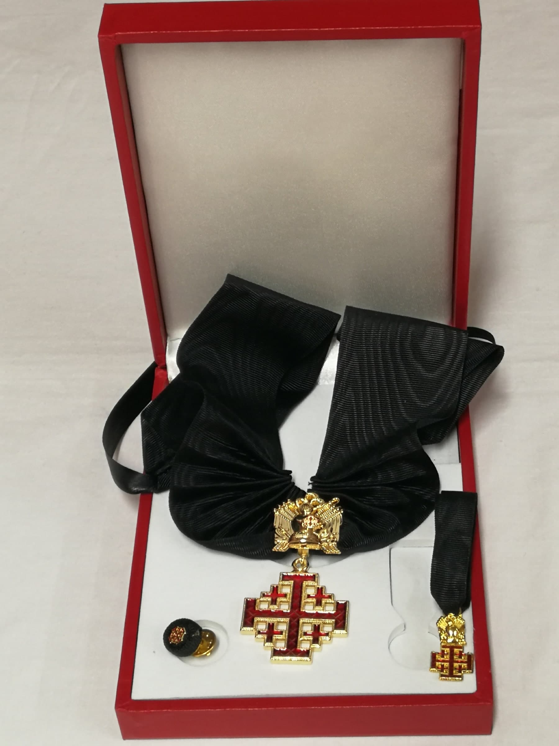Kit collare Ordine Equestre del Santo Sepolcro di Gerusalemme in Collari standard Il Distintivo - Pesaro, commercioVirtuoso.it