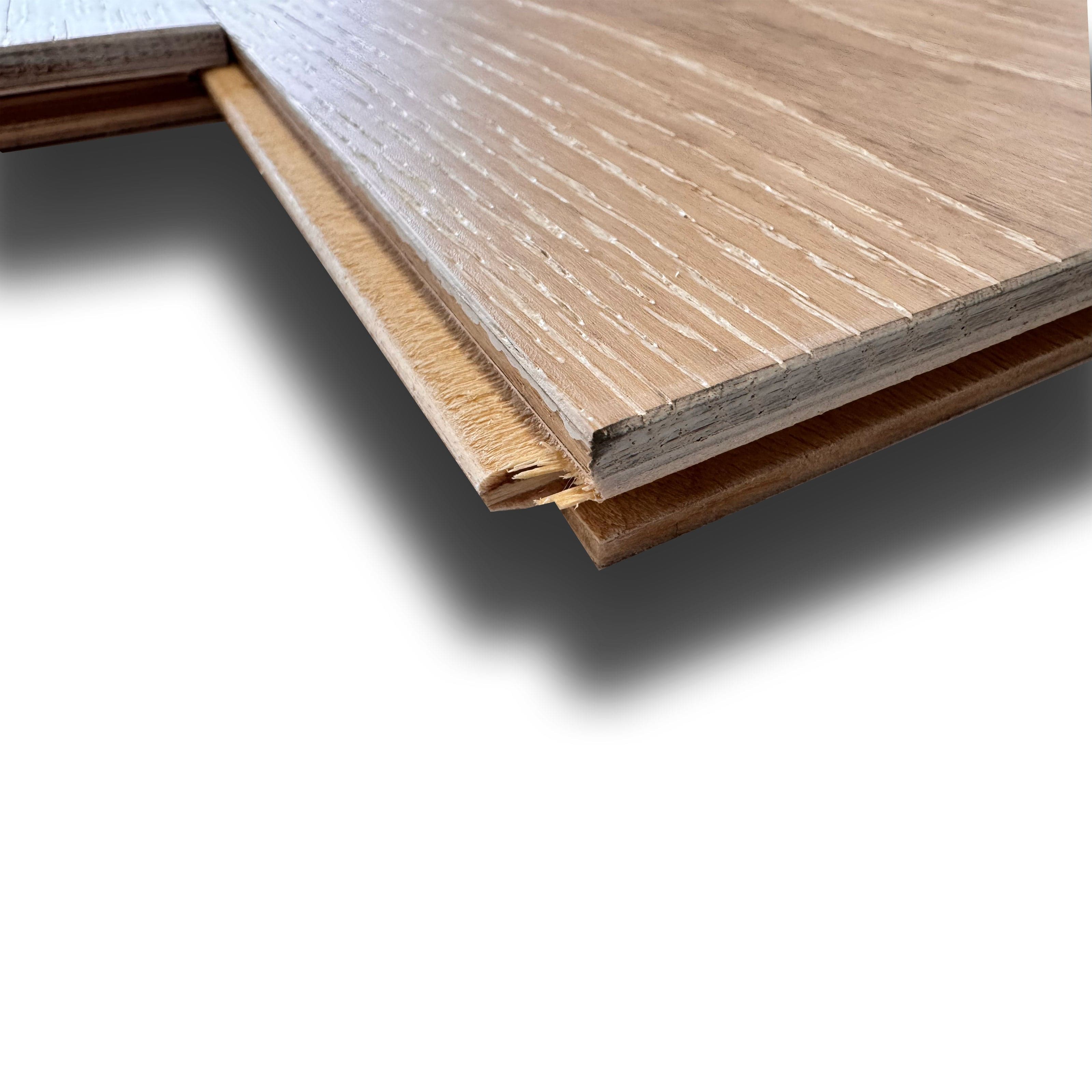 €32,99MQ *MEGA STOCK* Lotto da 49mq di Listone prefinito ROVERE ALEXANDRIA Vern. bisell. Spazz. 13x170x900/2400mm (4 nobile) nodo bianco - Eternal Parquet