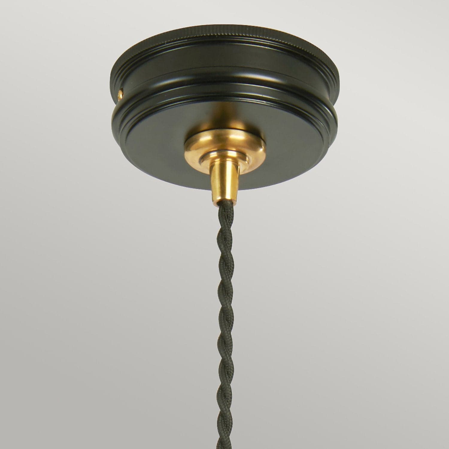 Sospensione Contemporanea Douille Ottone Nero Ottone Lucido Ottone 1 Luce E27 in Lampade a sospensione LuceArt - Montecorvino Pugliano, commercioVirtuoso.it