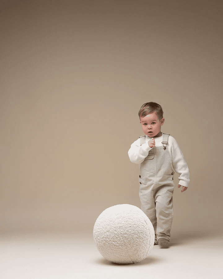 Cuscino Wigiwama Cream White Ball Cushion in Cuscini decorativi La Casa Del Bebè - Napoli, commercioVirtuoso.it