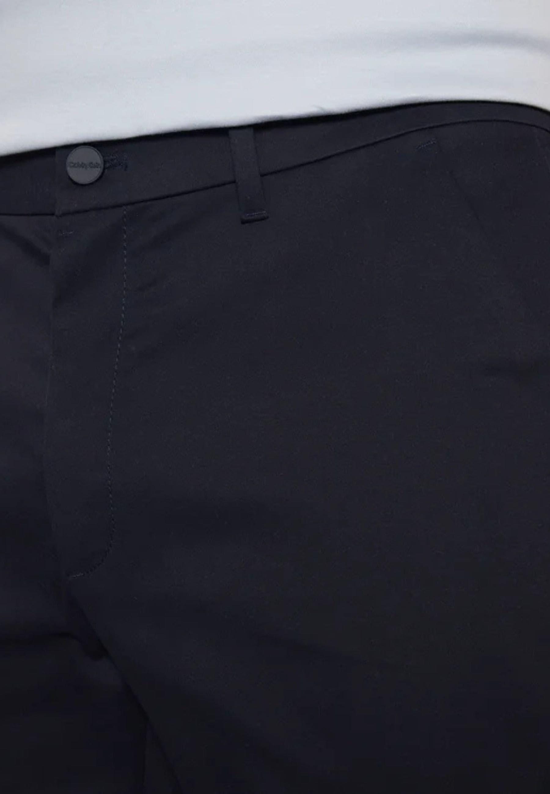 calvin klein PANTALONCINO SATEEN STRETCH SLIM SHORT da uomo in Pantaloncini Drestige - Casamassima, commercioVirtuoso.it