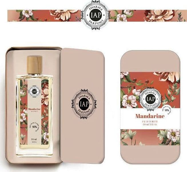 iap pharma parfums fleurs blanches eau de toilette 150 ml in elegante contenitore di alluminio note fresche, luminose e con accenti agrumati o muschiati in Eau de Parfum Farmacia Centrale M.le Iadevaia - Maddaloni, commercioVirtuoso.it