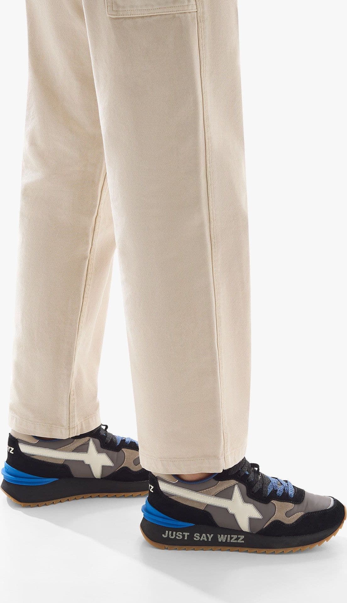 W6yz scarpe uomo YAK-M. - Sneakers in tessuto tecnico e suede - Nero-Grigio
2015185111A33 in Sneaker casual Broadway Red - Barletta, commercioVirtuoso.it