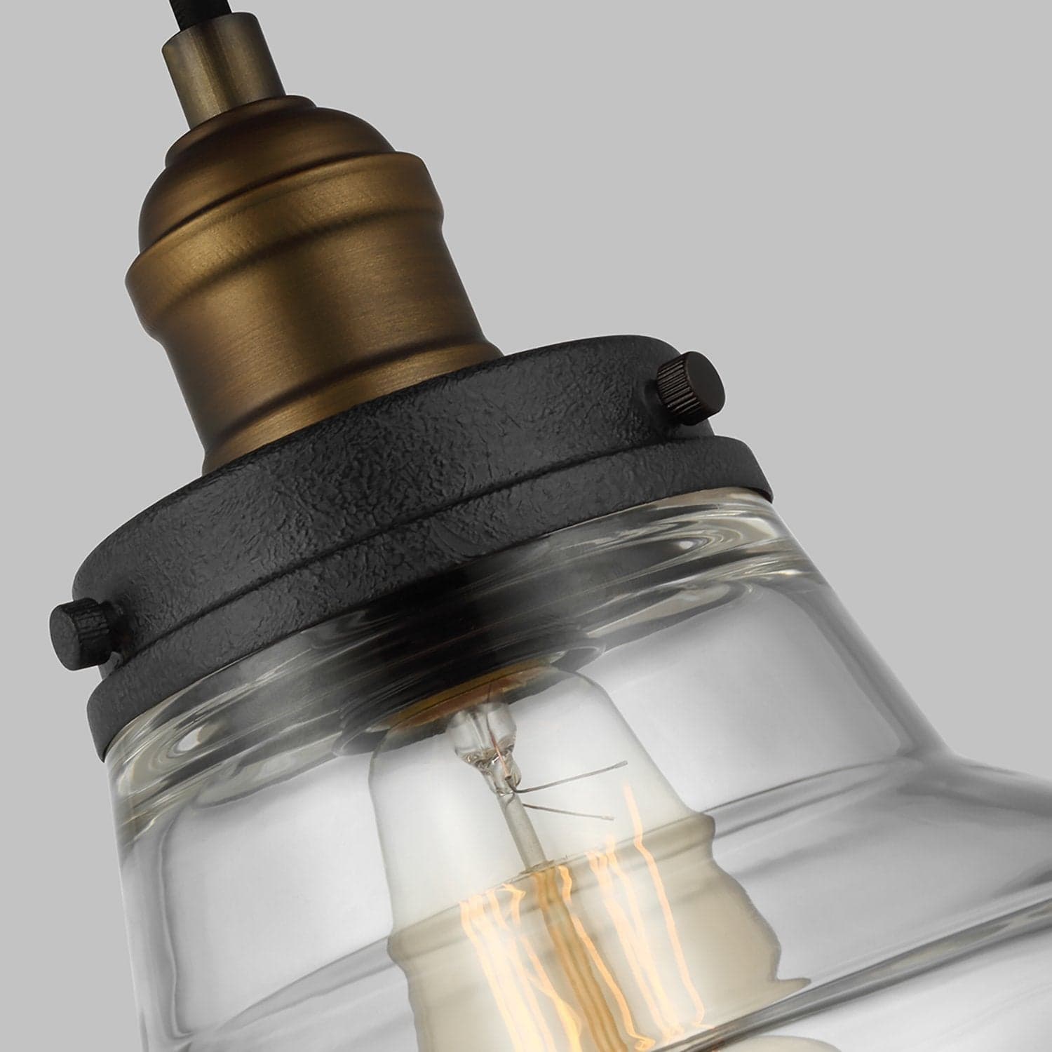 Sospensione Baskin Vetro Ottone Verniciato Zinco Scuro 1 Luce E27 D25,4Cm in Lampade a sospensione LuceArt - Montecorvino Pugliano, commercioVirtuoso.it