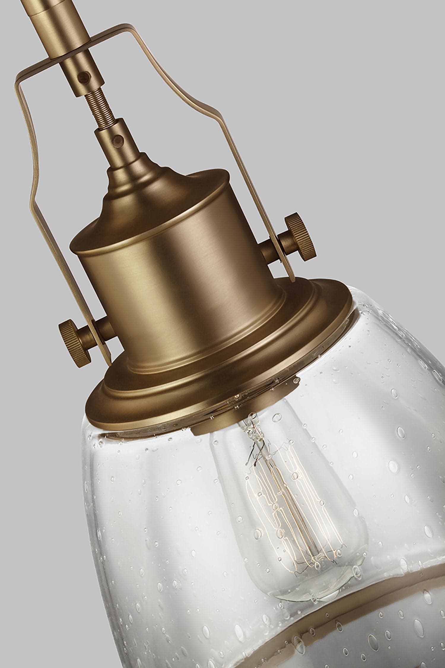Sospensione Contemporanea Hobson Acciaio Ottone Antico 1 Luce E27 in Lampade a sospensione LuceArt - Montecorvino Pugliano, commercioVirtuoso.it