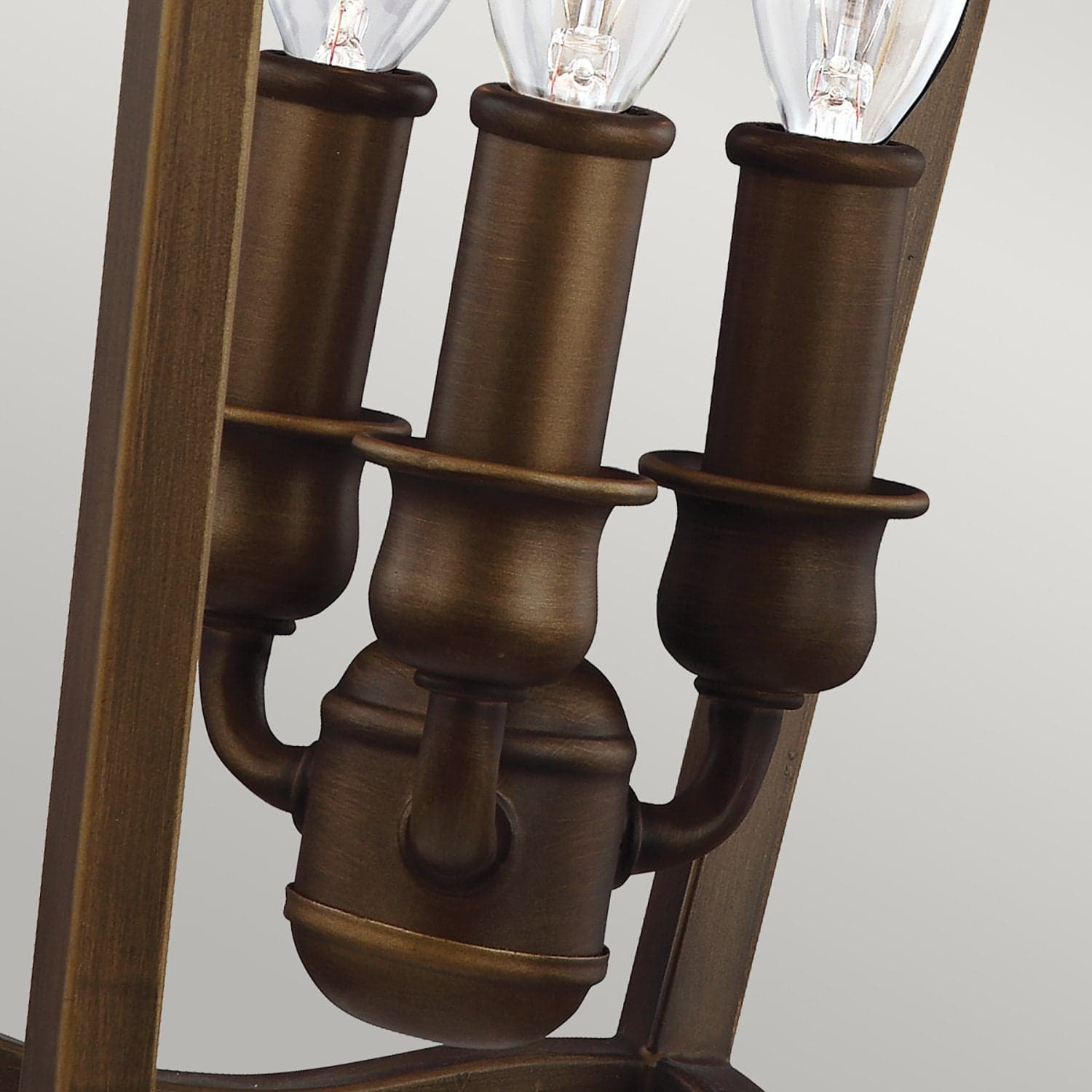 Lampadario Contemporaneo Yarmouth Acciaio Ottone Antico Verniciato 3 Luci E14 in Lampade a sospensione LuceArt - Montecorvino Pugliano, commercioVirtuoso.it
