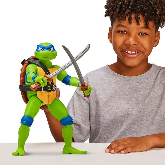 Teenage Mutant Ninja Turtles: Mutant Mayhem Giant Action Figure Leonardo 30 cm in Animali Cartoleria Deja Vu - Crotone, commercioVirtuoso.it