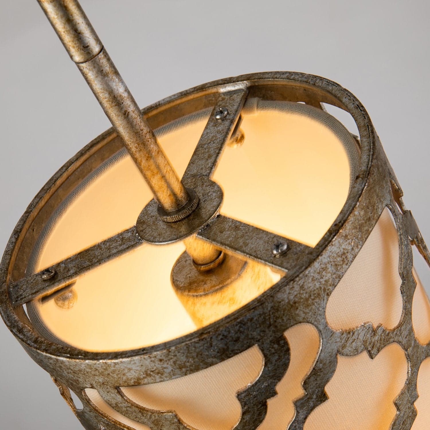 Sospensione Contemporanea Arabella Acciaio Oro Anticato 1 Luce E27 in Lampade a sospensione LuceArt - Montecorvino Pugliano, commercioVirtuoso.it