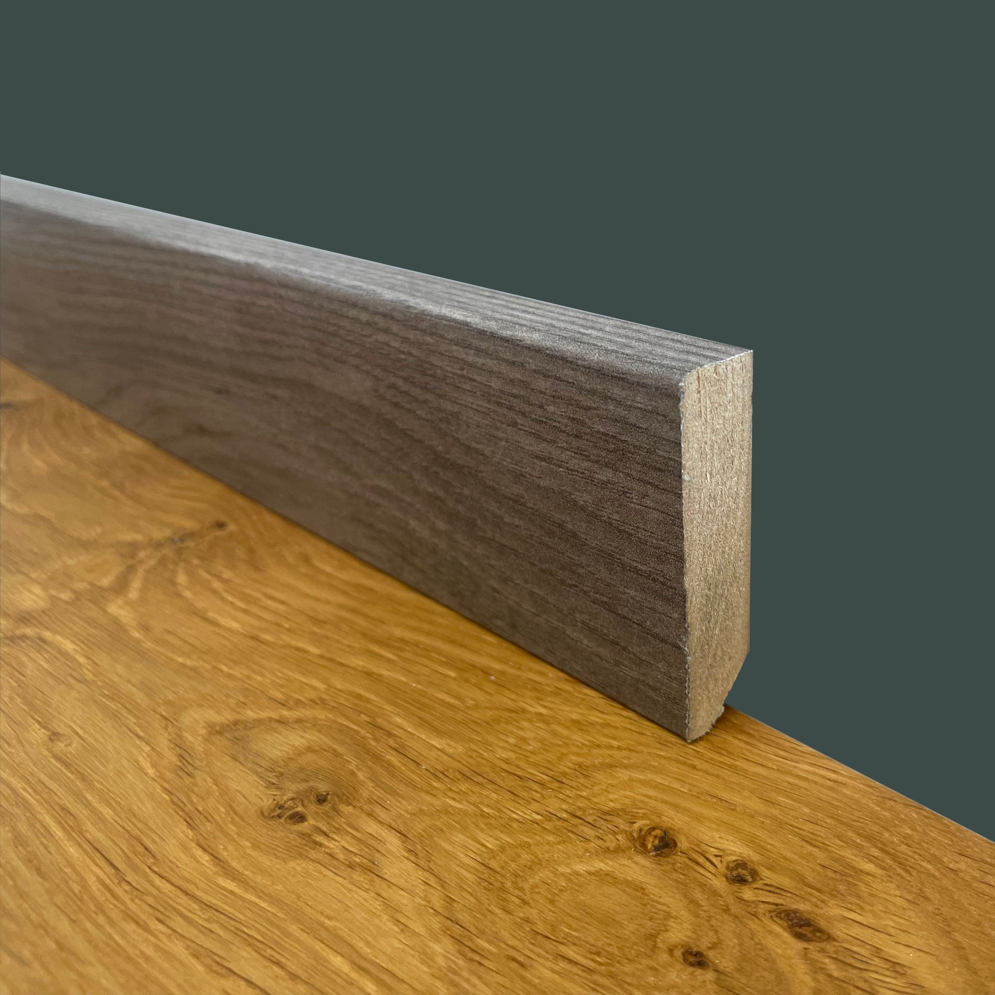 €0,99ml * MEGA STOCK AL METRO * BATTISCOPA Taglio Quadro in Fibra di legno 60x15 GRIGIO LUNA (prezzo al metro)