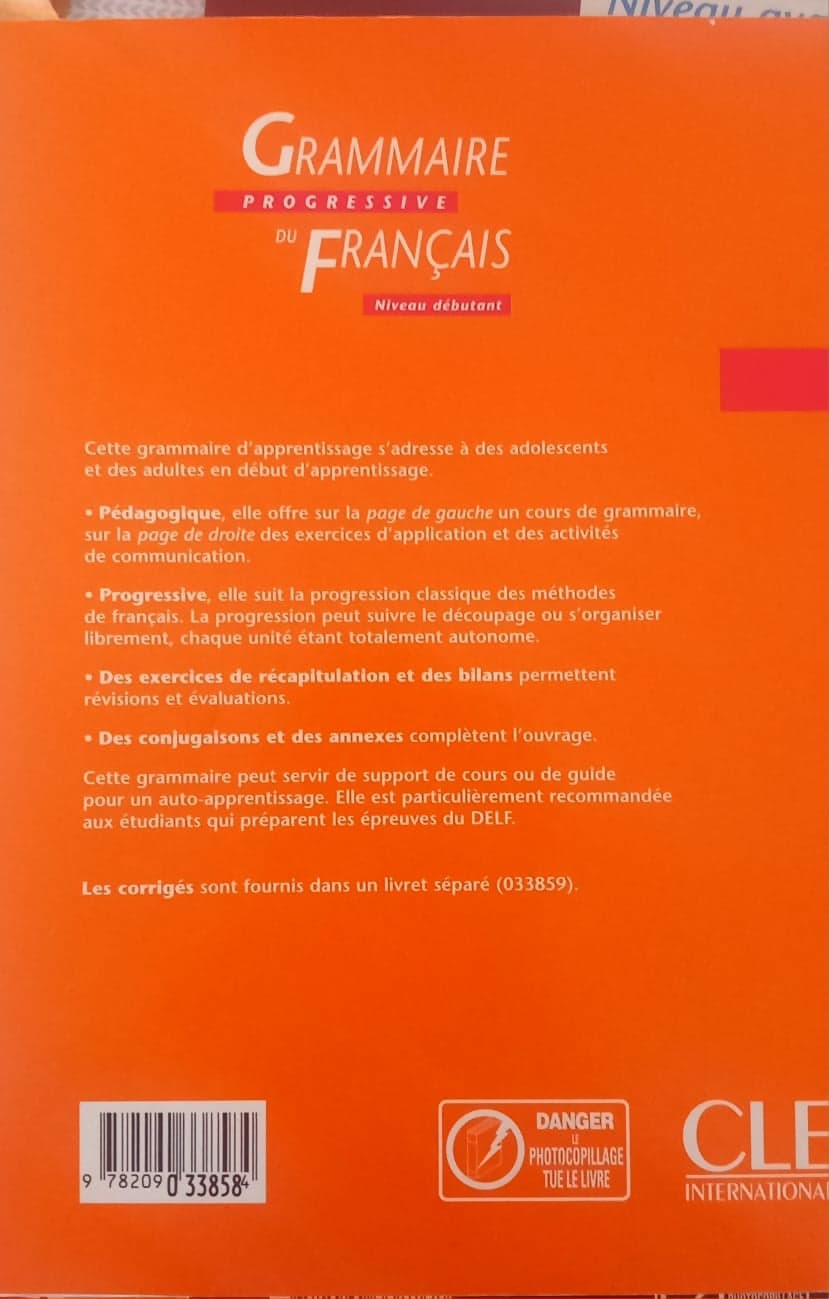 Grammaire progressive du Français Niveau Débutant libro di seconda mano ( Principiante) con 400 esercizi 160 pagine in Grammatica Liv’eat - Lurago Marinone, commercioVirtuoso.it