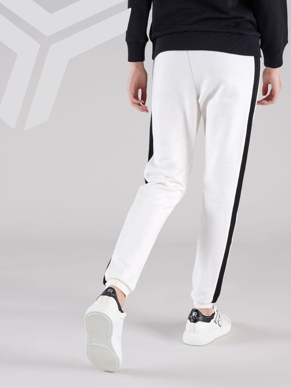 John Richmond PANTALONE FLEECE WELLISTING da donna in Pantaloni sportivi Drestige - Casamassima, commercioVirtuoso.it