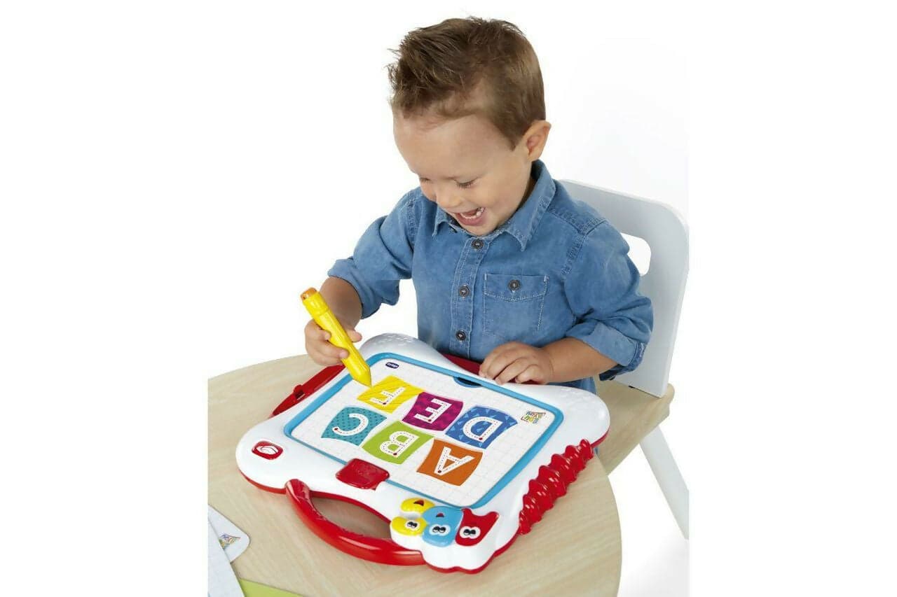 CHICCO Lavagna Leggi & Scrivi - Lavagna Cancellabile Bambini con Schermo LCD e Set di Carte, Esercizi di Pre-Scrittura e Disegno Libero, Ispirato al Metodo Montessori, Percorso educativo pregrafismo - Giochi Educativi in Giochi musicali Sanitaria Gioia del Bimbo - Villa San Giovanni, commercioVirtuoso.it