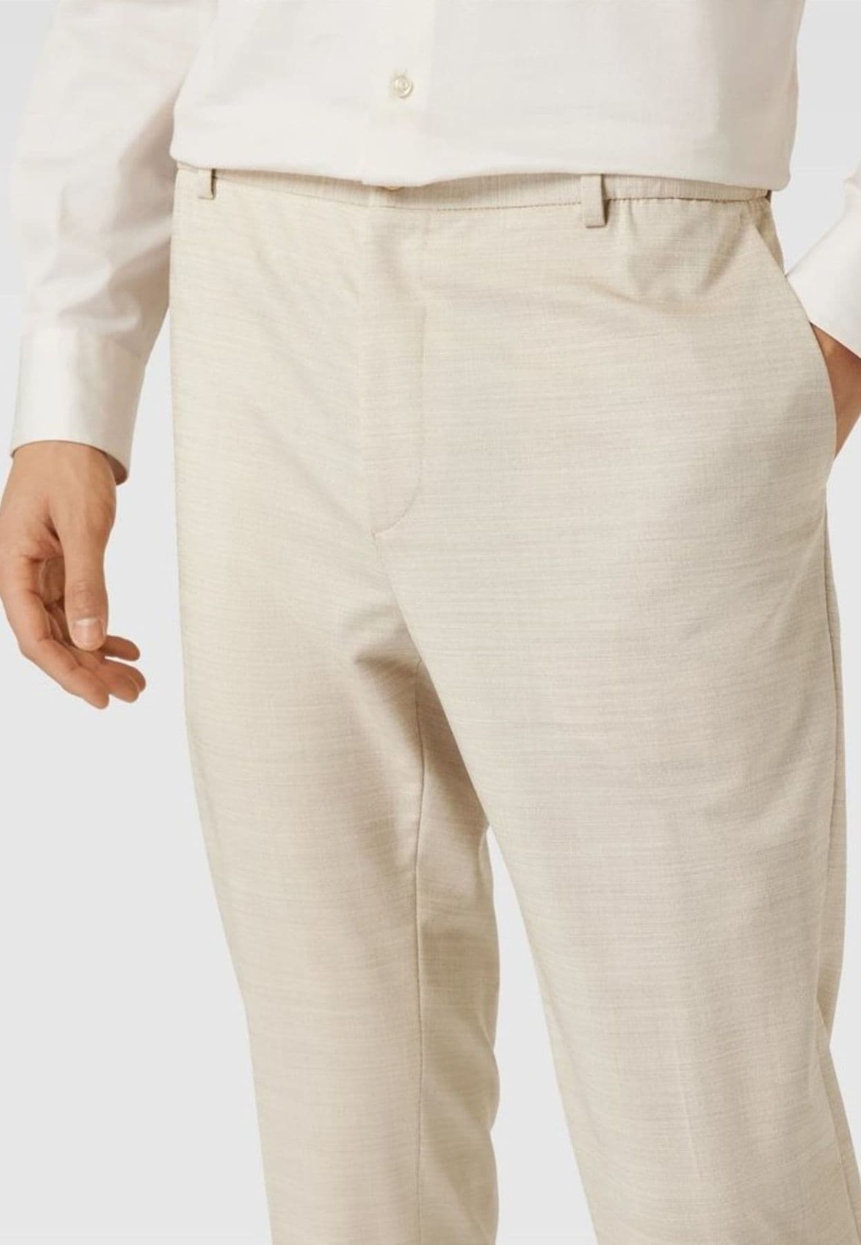calvin klein Pantaloni MODERN TEXTURE TAPERED PANTS da uomo in Pantaloni Drestige - Casamassima, commercioVirtuoso.it