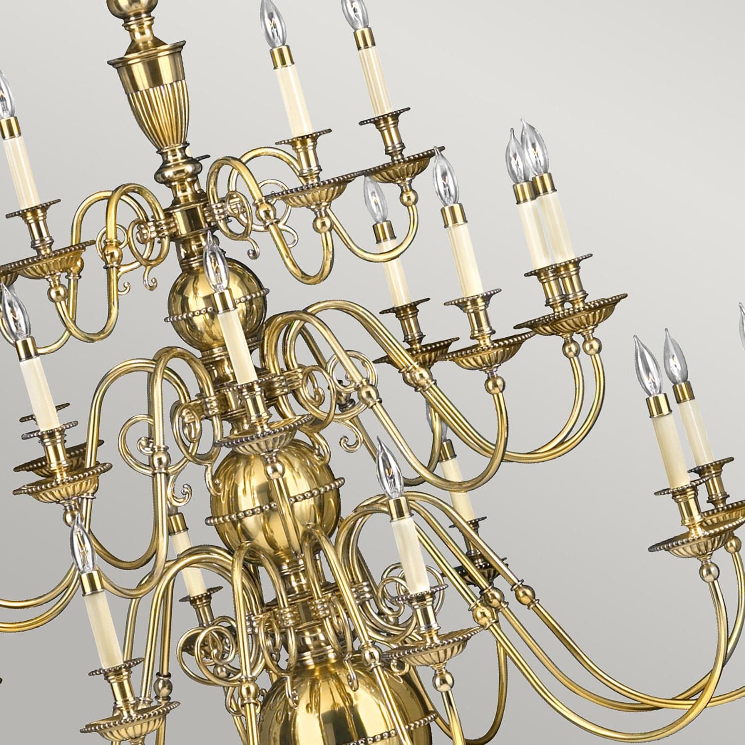 Lampadario Classico Cambridge Ottone Brunito 25 Luci E14 in Lampadari LuceArt - Montecorvino Pugliano, commercioVirtuoso.it