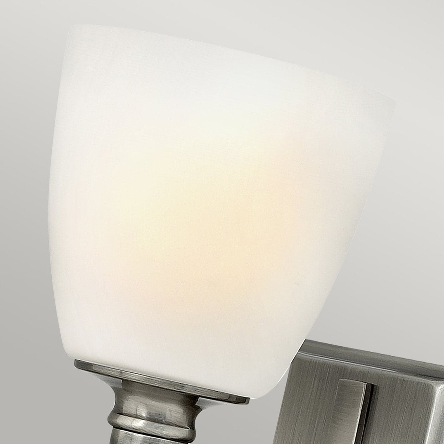 Applique Classica Truman Acciaio Nichel Antico Vetro 1 Luce E27 in Applique LuceArt - Montecorvino Pugliano, commercioVirtuoso.it