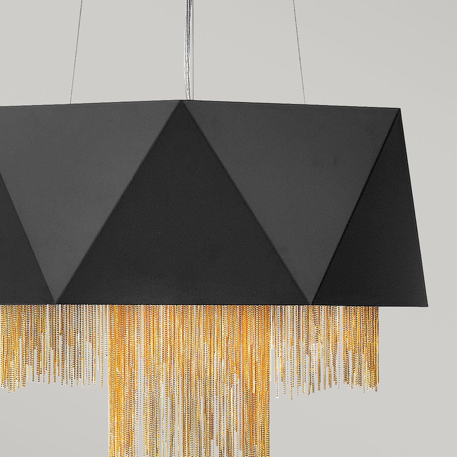Lampadario Contemporaneo Zuma In Acciaio Nero Satinato Oro 6 Luci E27 in Lampade a sospensione LuceArt - Montecorvino Pugliano, commercioVirtuoso.it