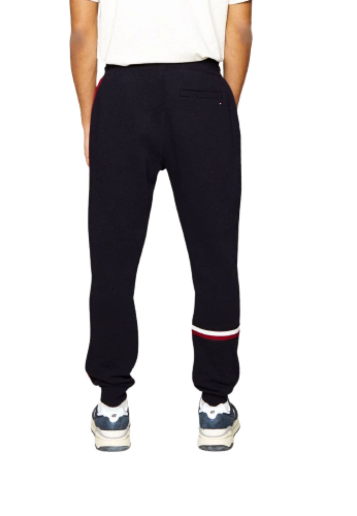 Tommy Hilfiger PANTALONE TUTA WCC GLOBAL STRIPE SWEATPANT da uomo in Pantaloni sportivi Drestige - Casamassima, commercioVirtuoso.it