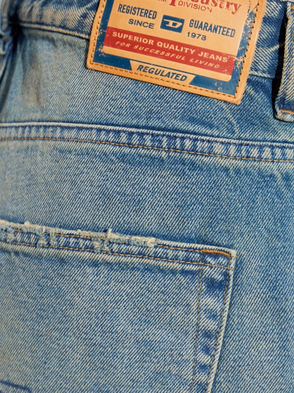 DIESEL <h4> - Jeans 1996 </h4> da donna in Jeans Drestige - Casamassima, commercioVirtuoso.it
