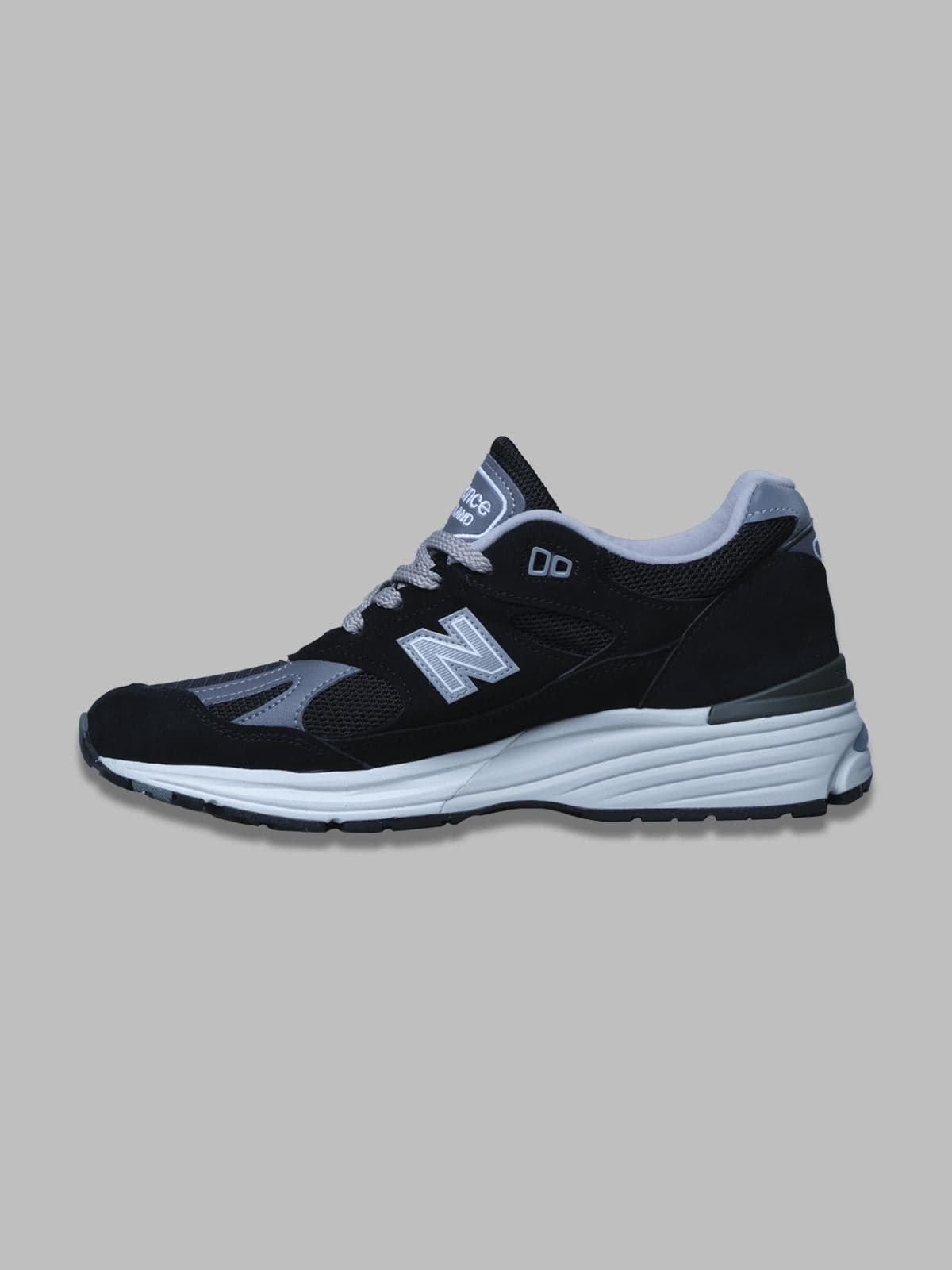 NEW BALANCE 991v2 black - scarpa lifestyle - pigskin/synthetic/mesh da uomo in Sneaker casual Drestige - Casamassima, commercioVirtuoso.it