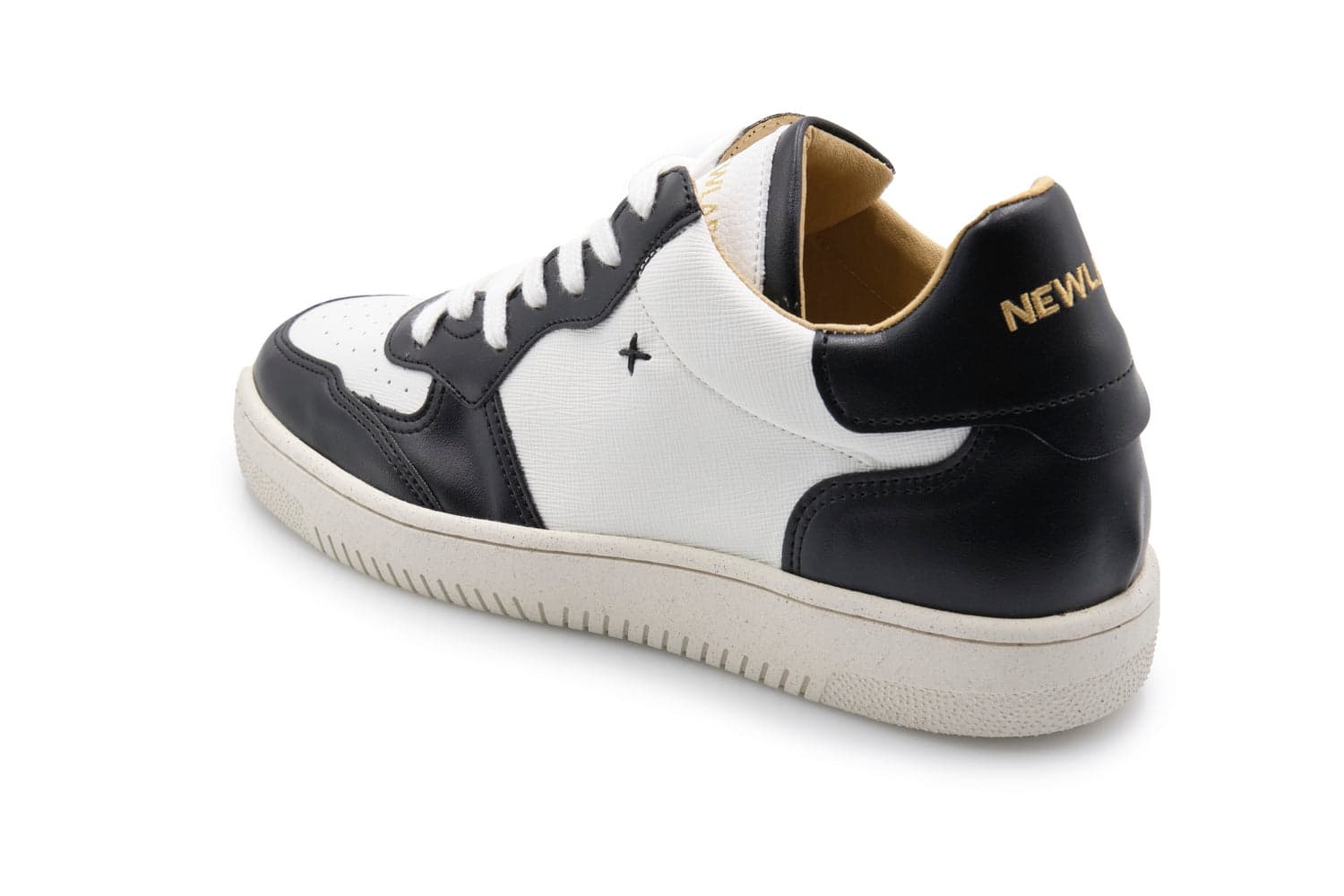 NEWLAB Newlab - Sneaker White And Black Appleskin NL11/J08 WHITE/BLACK da uomo in Scarpe da Skateboard da uomo Drestige - Casamassima, commercioVirtuoso.it