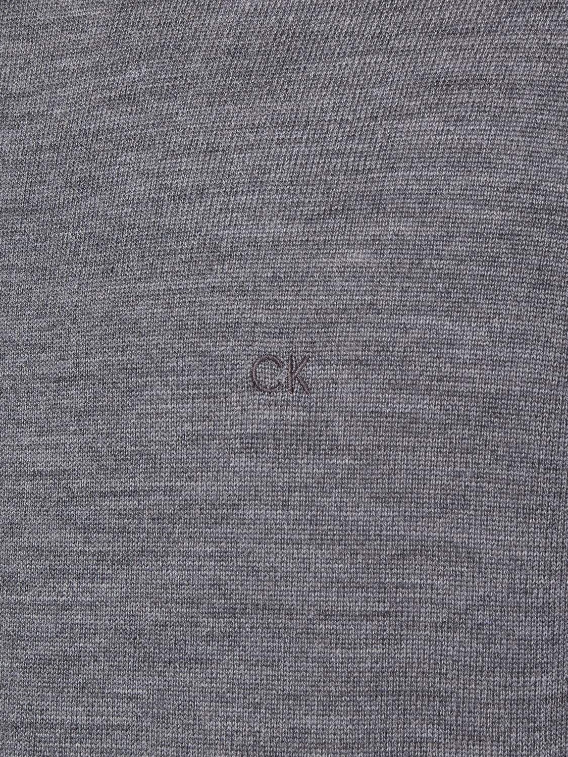 calvin klein Maglia Uomo Calvin Klein K10K110424 P4A da uomo in T-shirt Drestige - Casamassima, commercioVirtuoso.it