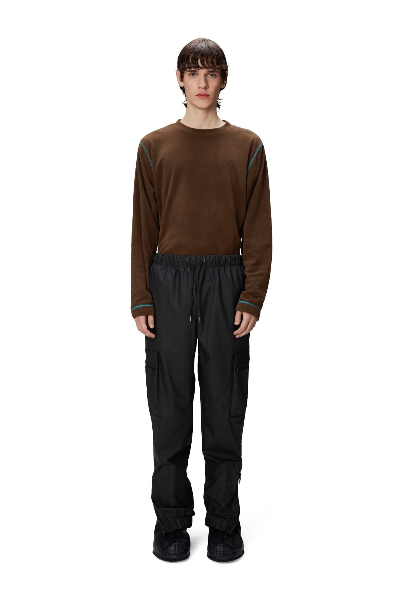 RAINS Pantalone Uomo Rains 18850 BLACK da uomo in Pantaloni impermeabili Drestige - Casamassima, commercioVirtuoso.it