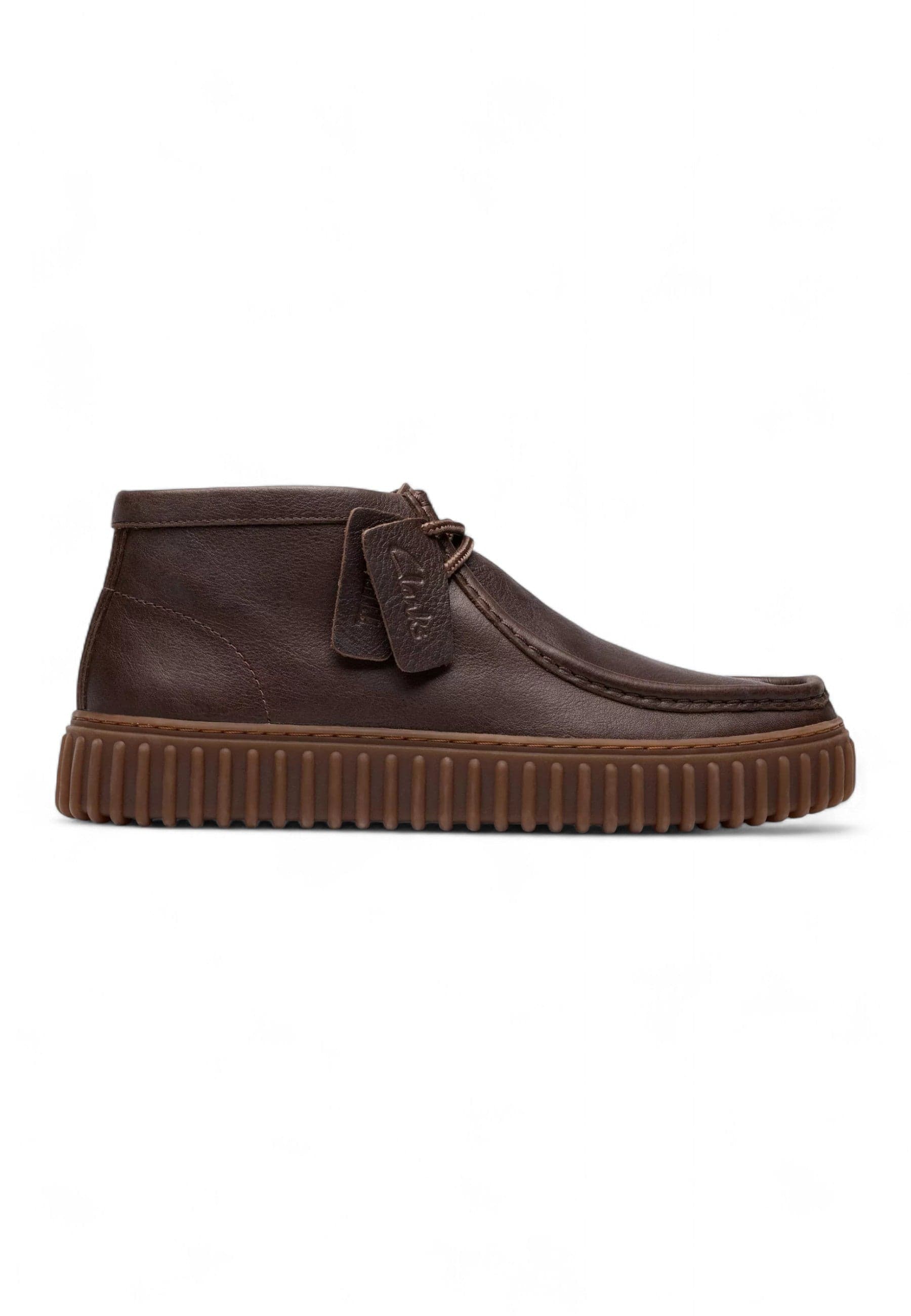 CLARKS Scarpa Uomo Clarks 26183425 DARK BROWN da uomo in Scarpe da barca Drestige - Casamassima, commercioVirtuoso.it