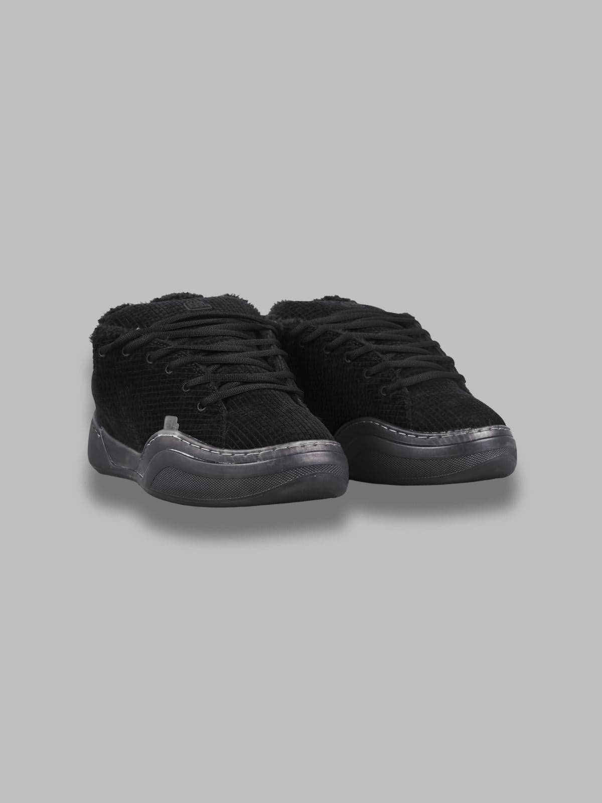 ERL suede vamp sneakers da uomo in Scarpe da Skateboard da uomo Drestige - Casamassima, commercioVirtuoso.it