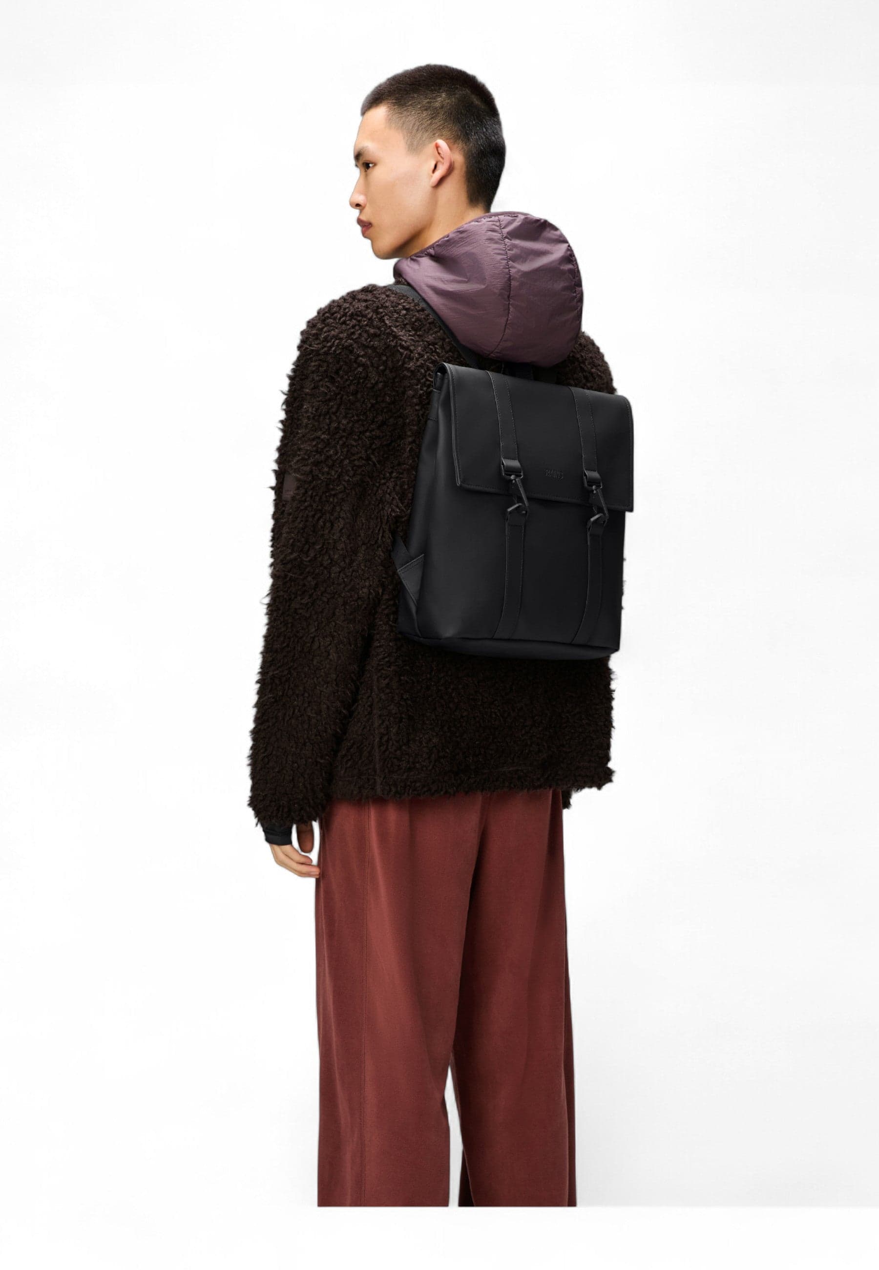 RAINS Zaino Uomo Rains 13310 BLACK da donna in Zaini Casual Drestige - Casamassima, commercioVirtuoso.it