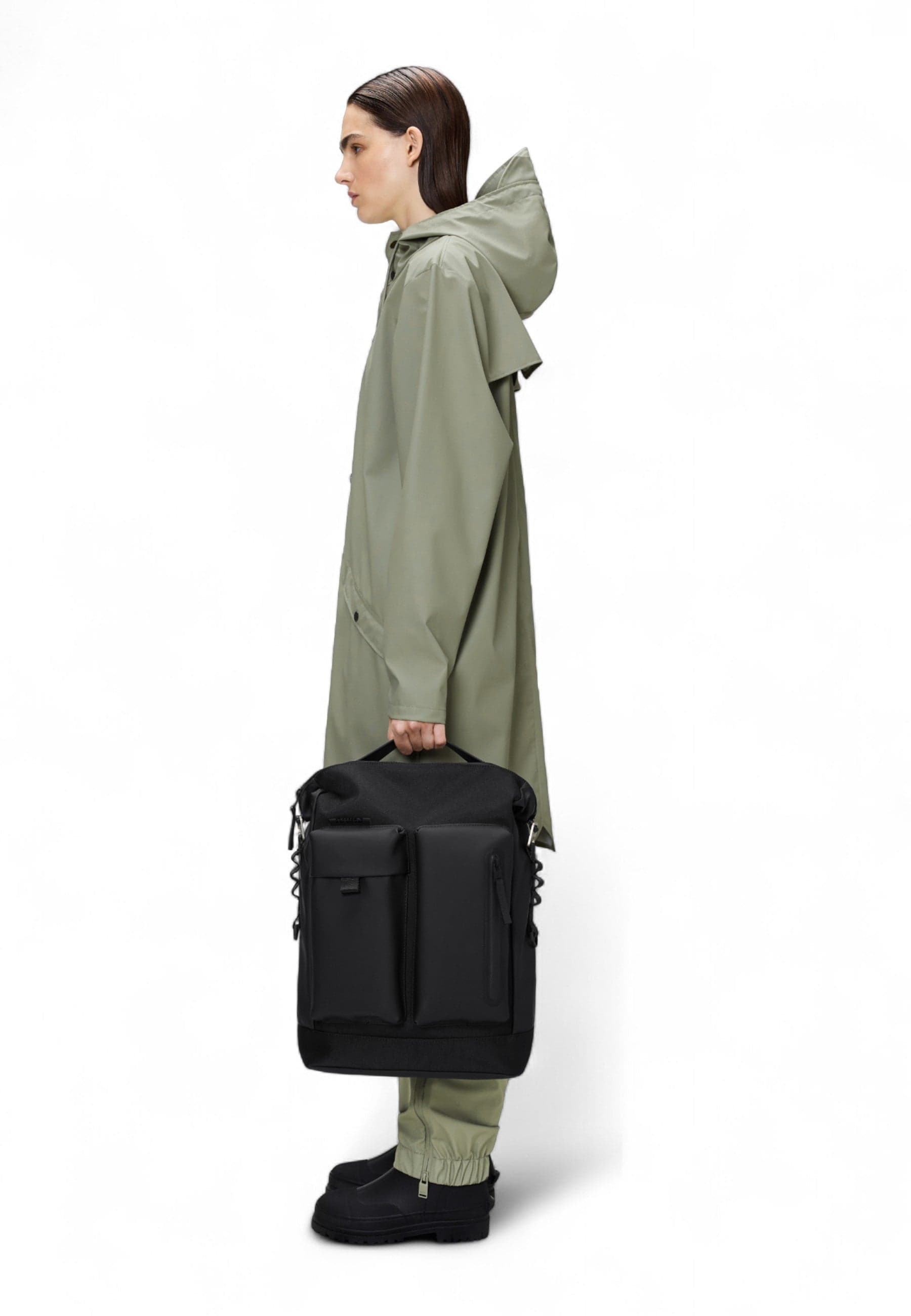 RAINS Zaino Uomo Rains 12960 BLACK da donna in Zaini Casual Drestige - Casamassima, commercioVirtuoso.it
