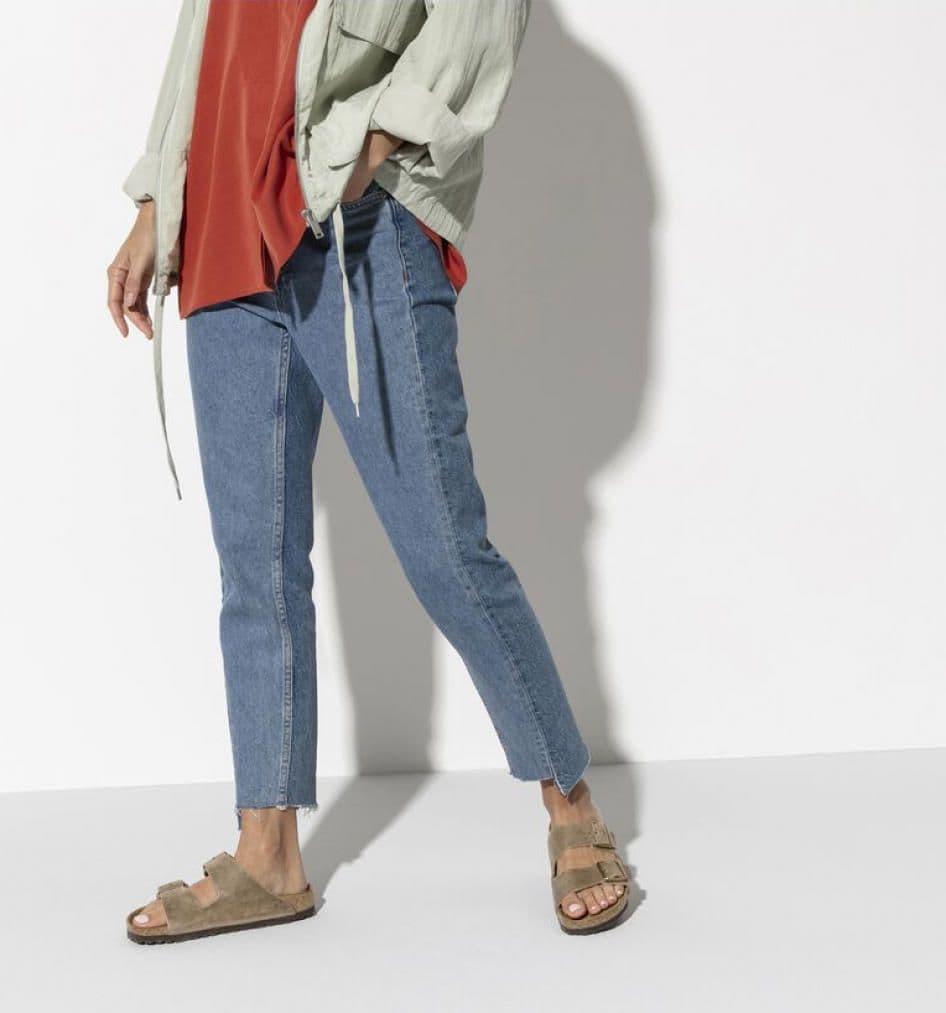 BIRKENSTOCK Birkenstock - Arizona Sfb Tabacco Brown 552813 da donna in Sandali moda Drestige - Casamassima, commercioVirtuoso.it
