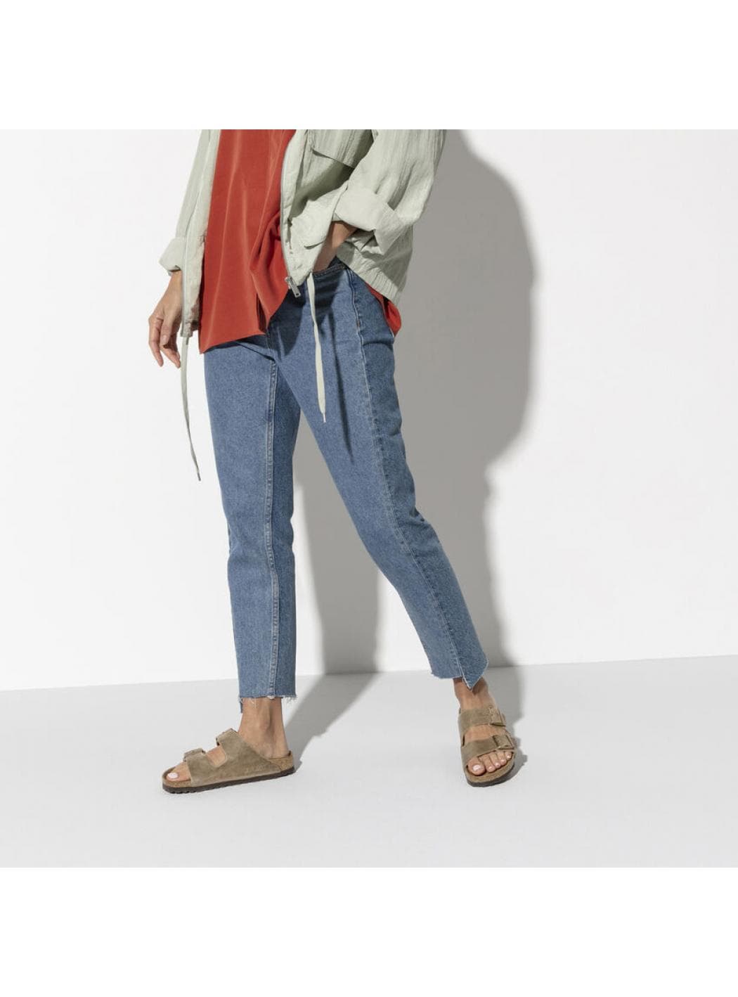 BIRKENSTOCK Birkenstock - Arizona Sfb Tabacco Brown 552813 da donna in Sandali moda Drestige - Casamassima, commercioVirtuoso.it