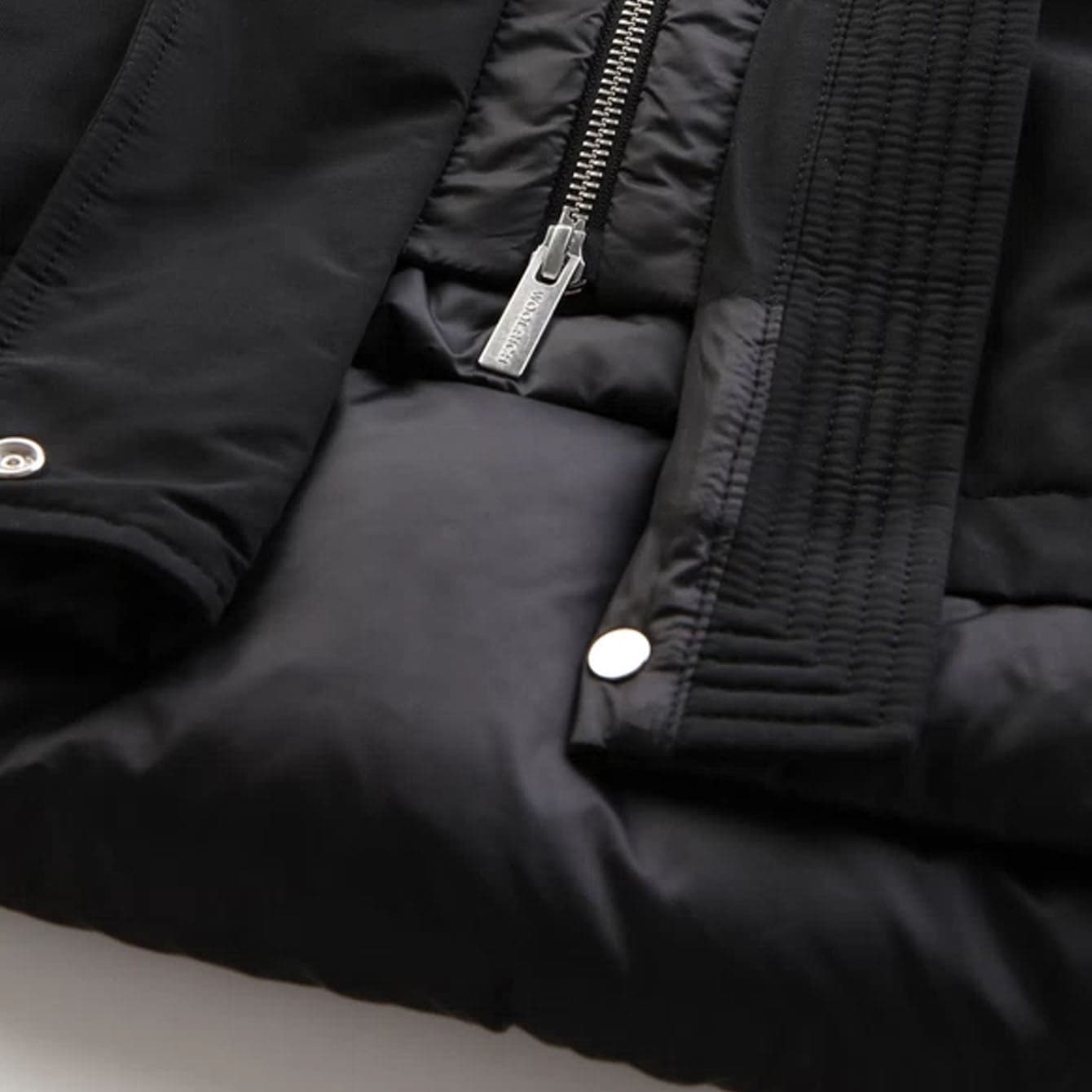 Woolrich - Ut2707 Weoka Parka 100 WWOU0706FR da donna in Cappotti Drestige - Casamassima, commercioVirtuoso.it