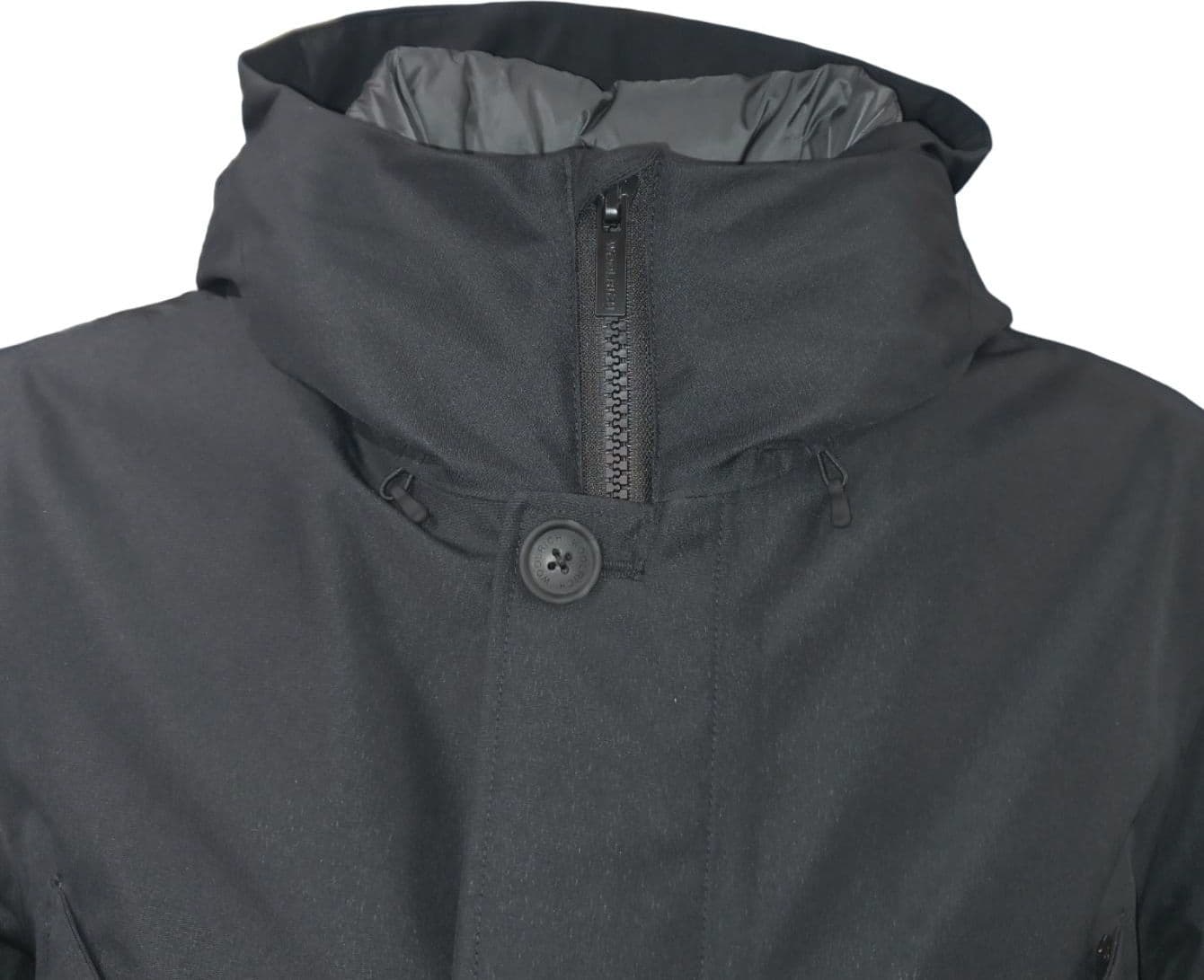 Woolrich - Ut1180 Mountain Gtx Parka 1578 WOOU0474MR da uomo in Giacche Drestige - Casamassima, commercioVirtuoso.it