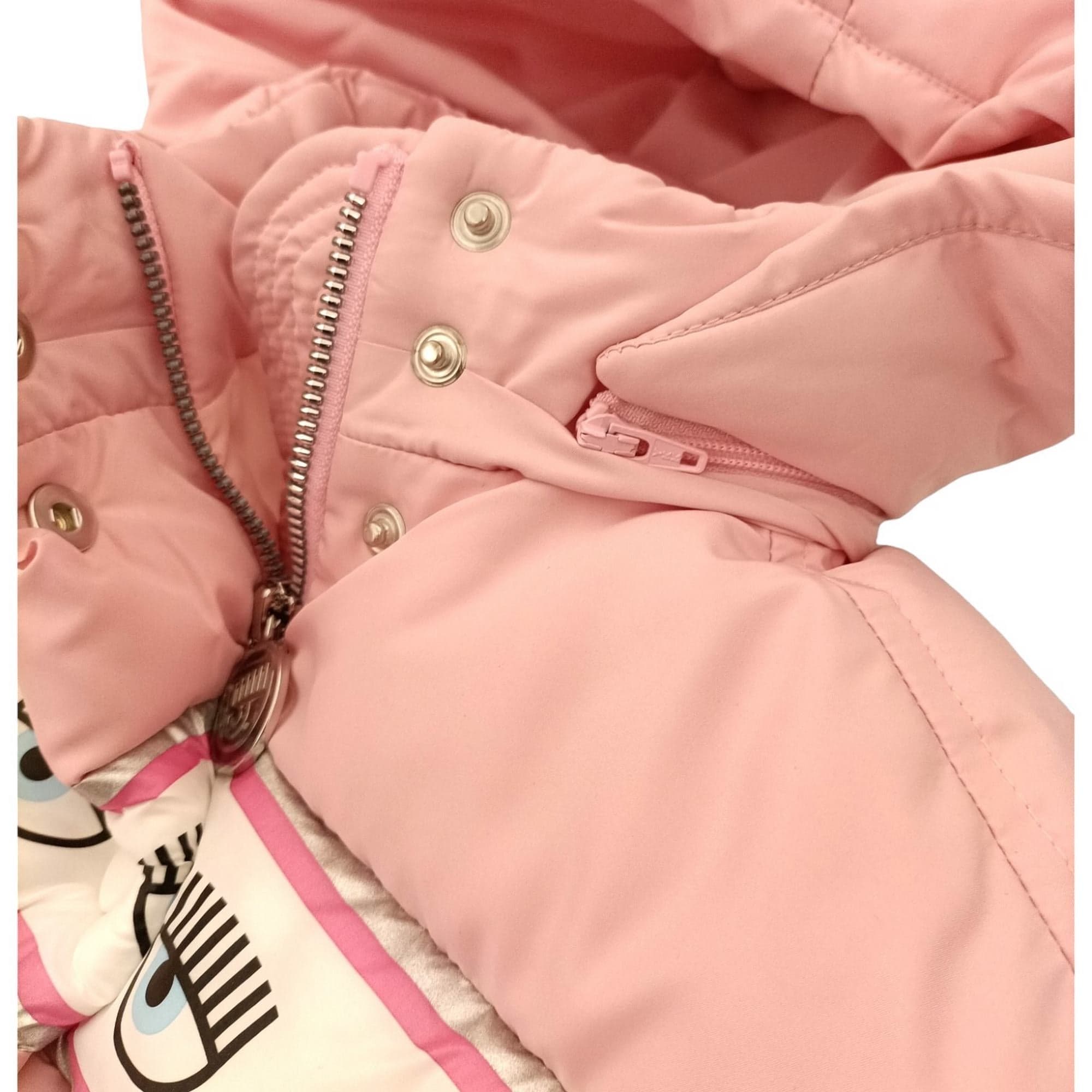 CHIARA FERRAGNI Chiara Ferragni - Piumino Rosa 090f Maxilogomania 51B100 2420 da bambino in Gilet Drestige - Casamassima, commercioVirtuoso.it