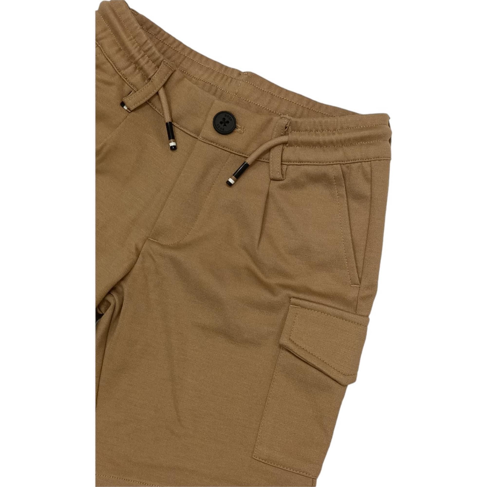 BOSS Boss - Bermuda Cargo Biscotto J50681 da bambino in Pantaloncini Drestige - Casamassima, commercioVirtuoso.it