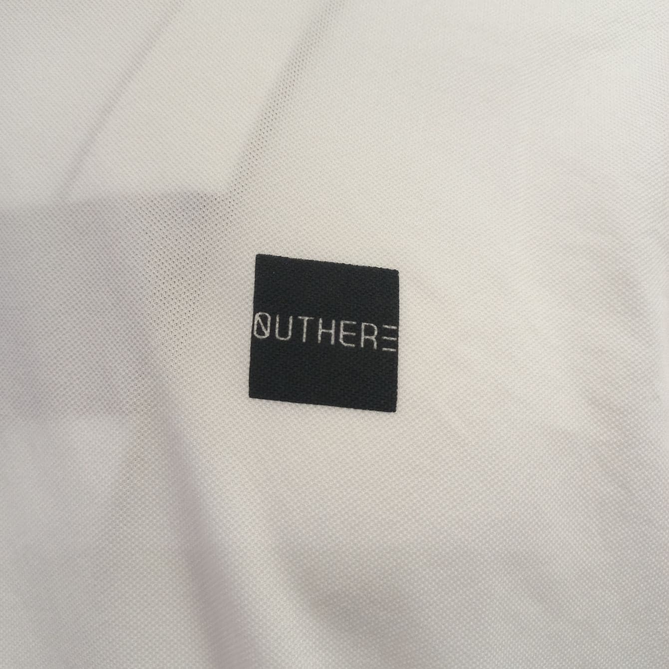OUTHERE Outhere - T-shirt Bianca M110AG64W da uomo in T-shirt Drestige - Casamassima, commercioVirtuoso.it