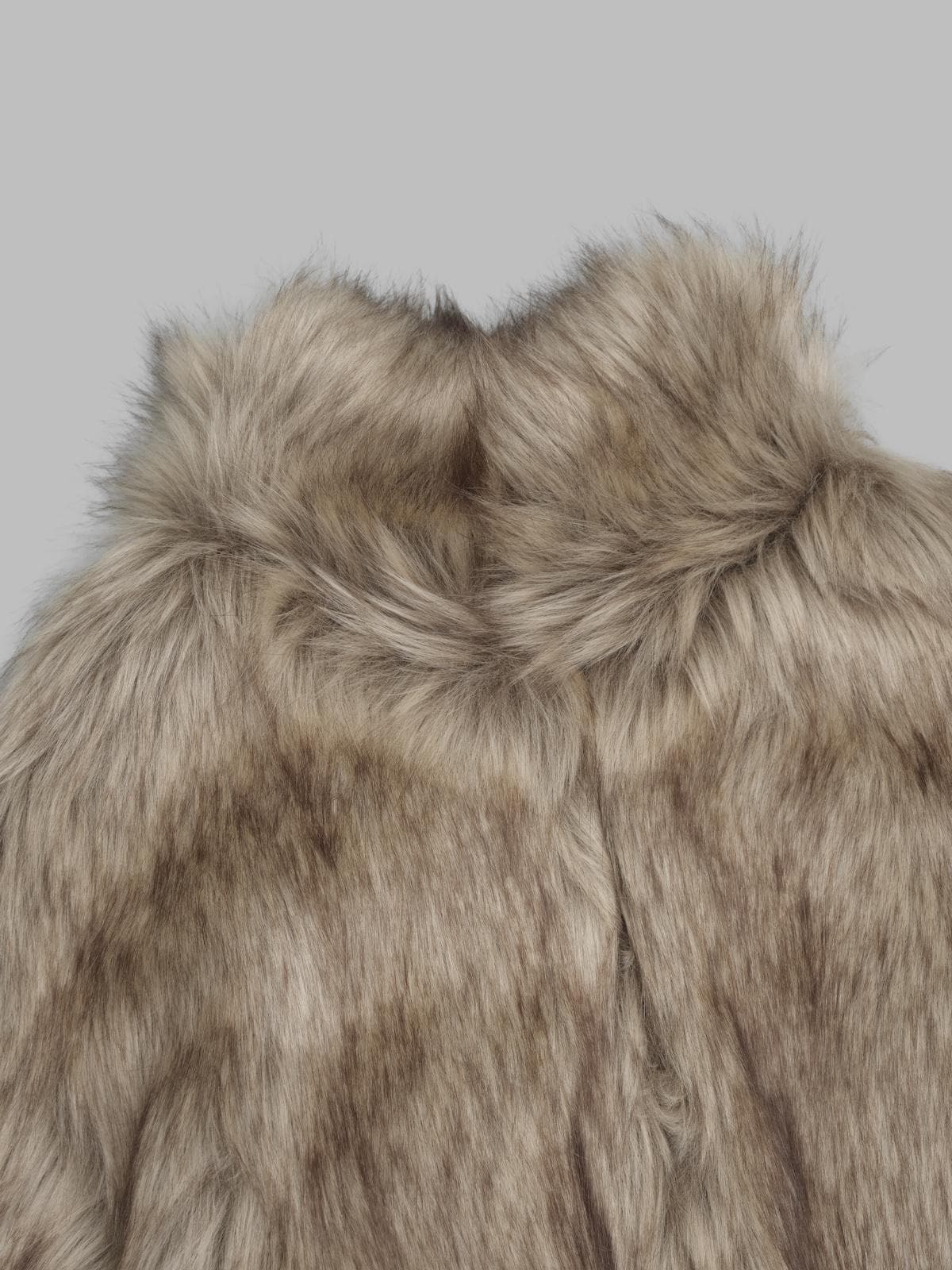 MISBHV bianca fur jacket da donna in Autocategorizzazione Drestige - Casamassima, commercioVirtuoso.it