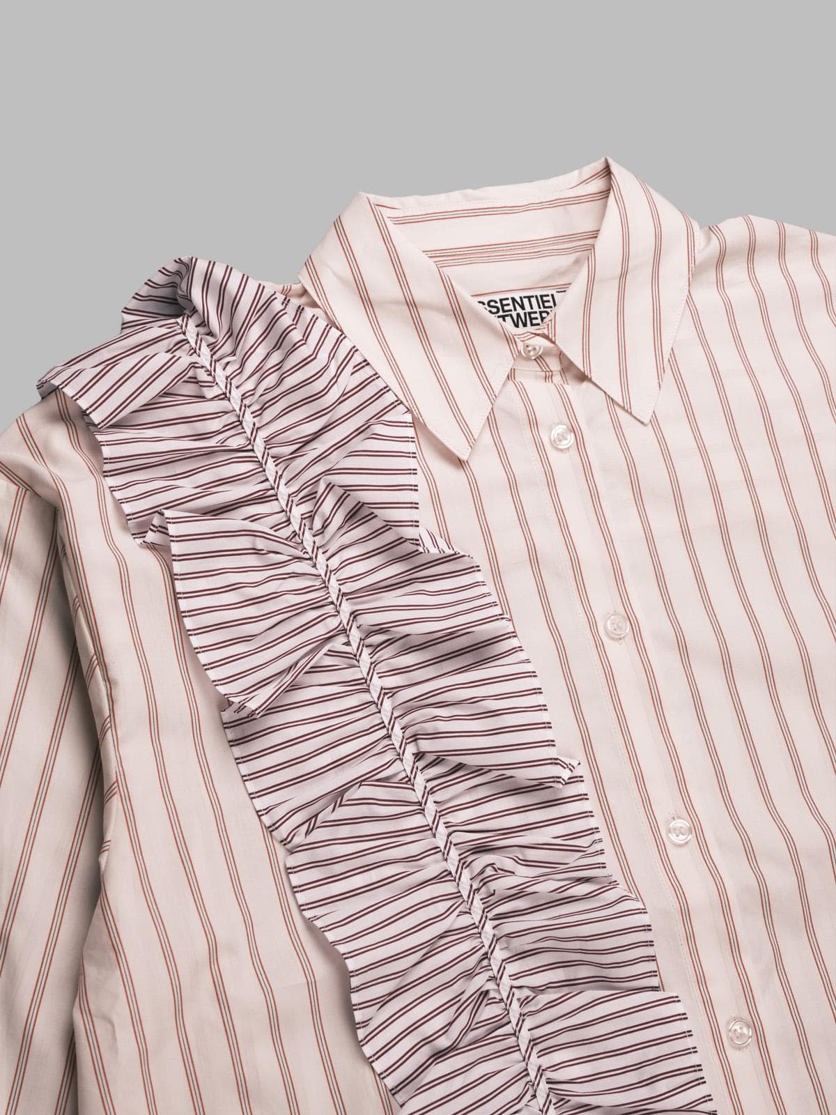 ESSENTIEL ANTWERP ibody frill shirt da donna in Maglie termiche Drestige - Casamassima, commercioVirtuoso.it