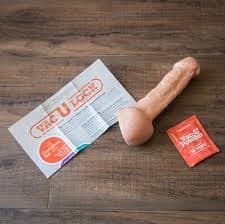 Dildo Docjohnson 7 in 17,8 cm realistico Made in USA completo di palle anche per strapon in prodotto Erosdom - Palmi, commercioVirtuoso.it