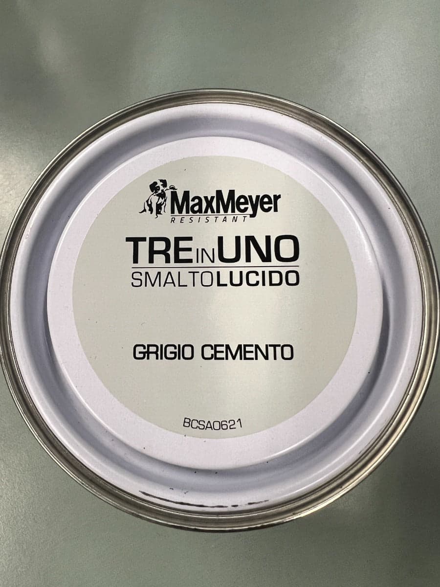 MAX MEYER - SMALTO ANTIRUGGINE 3 IN1 CEMENTO LUCIDO 500ML in Vernici finali Stockdoc - Terni, commercioVirtuoso.it